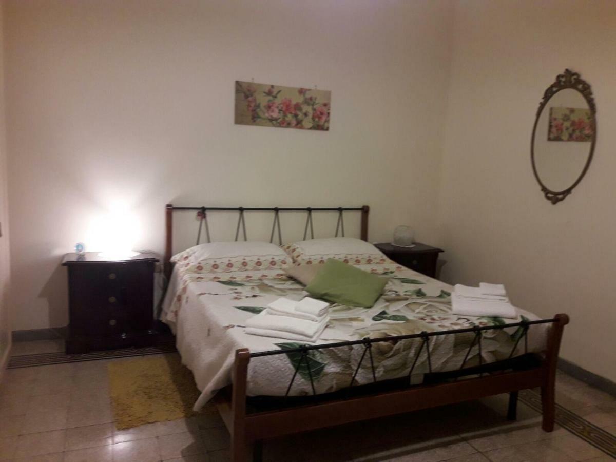 Casa Lillina A Toledo , Near Piazza Del Plebiscito Apartment Наполи Екстериор снимка