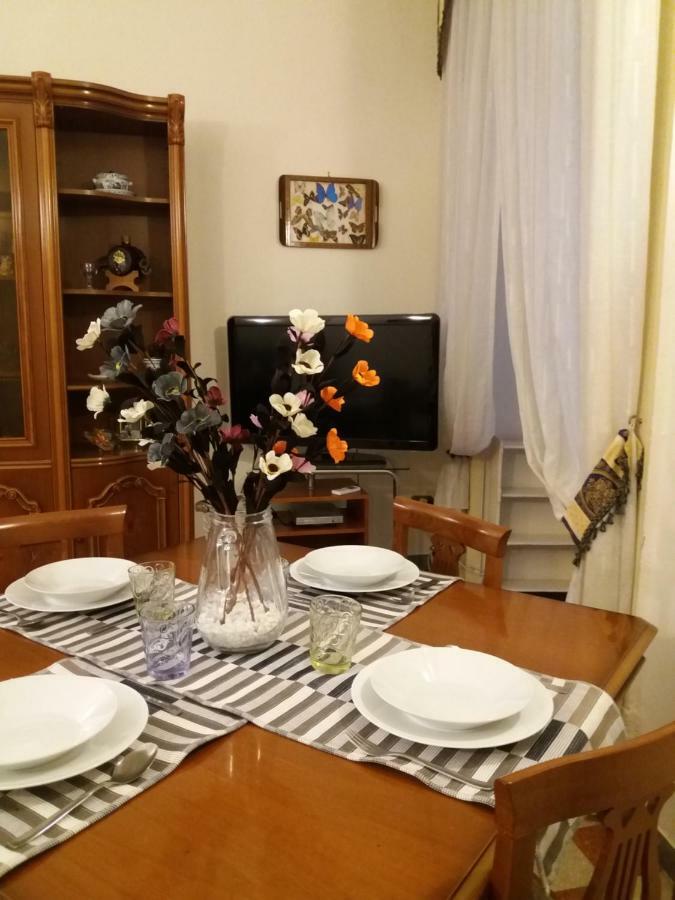 Casa Lillina A Toledo , Near Piazza Del Plebiscito Apartment Наполи Екстериор снимка